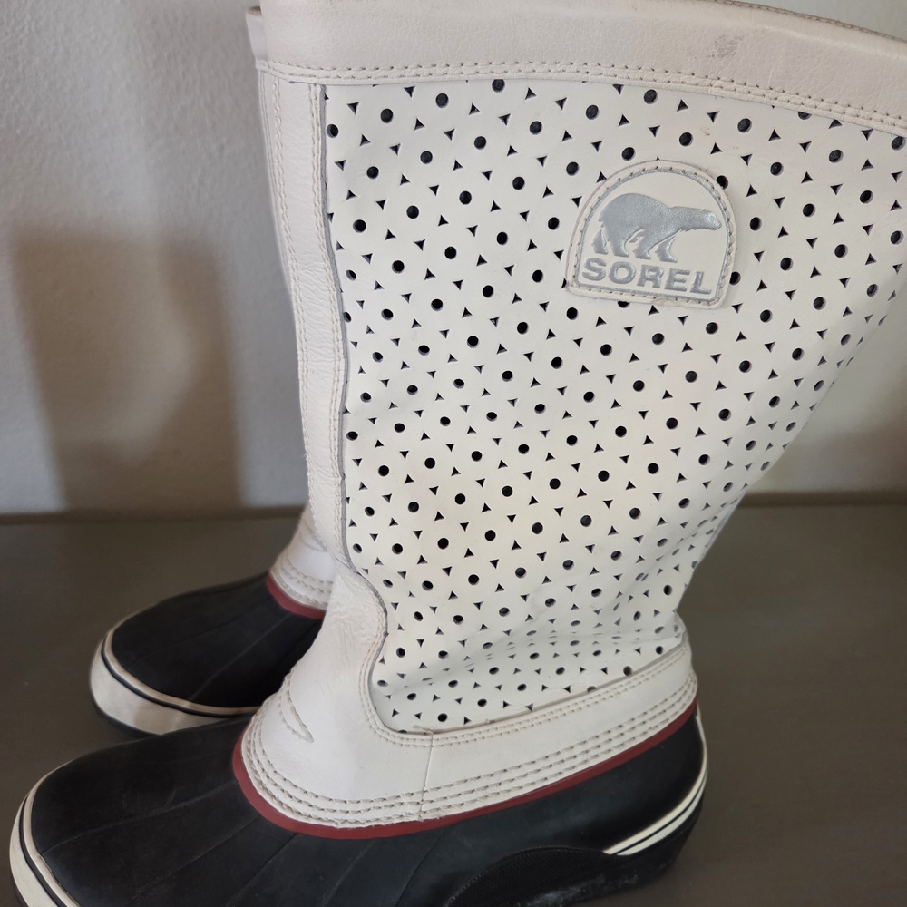 Sorel Perforated White and Black Boots